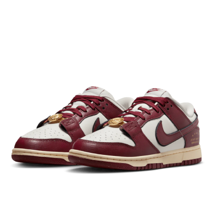 Tênis Nike Feminino Dunk Low “ Just Do It ” Vermelho