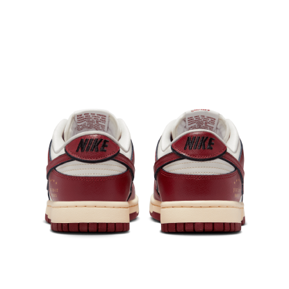 Tênis Nike Feminino Dunk Low “ Just Do It ” Vermelho