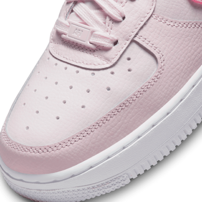 Tênis Nike Feminino Air Force 1 07 " Pink Paisley " Rosa