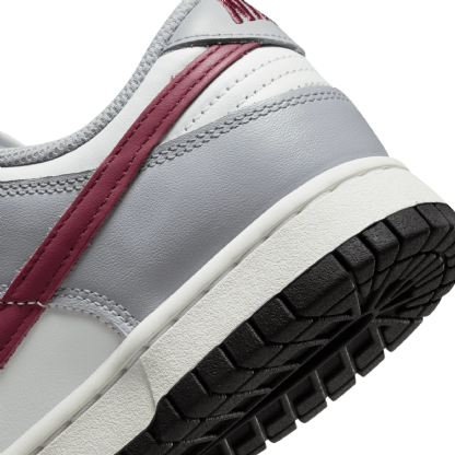 Tênis Nike Feminino Dunk Low Lx 