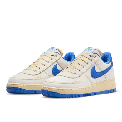 Tênis Nike Feminino Air Force 1 07 " Inside Out " Branco/azul