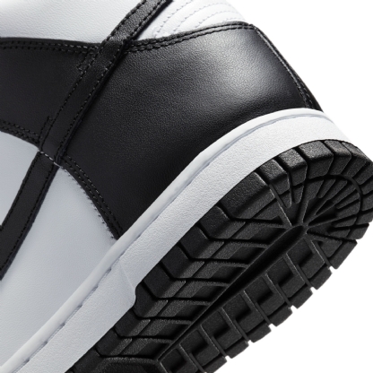 Tênis Nike Feminino Dunk High " Panda " Preto/branco