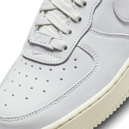 Tênis Nike Feminino Air Force 1 Prm " Summit White " Branco