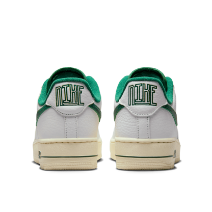 Tênis Nike Feminino Air Force 1 " Summit White And Gorge Green " Branco/verde