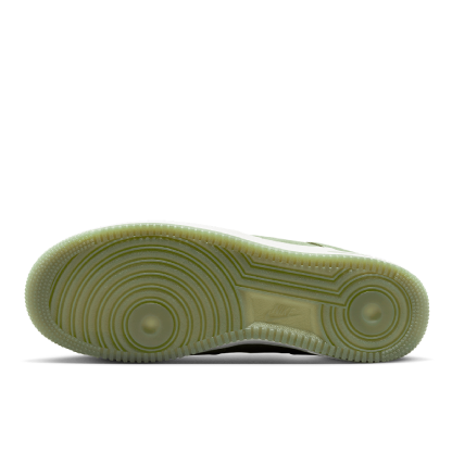 Tênis Nike Air Force 1 Low Retro Jewell Verde