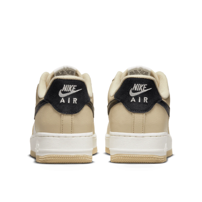 Tênis Nike Air Force 1 07 Low " Team Gold " Branco/bege