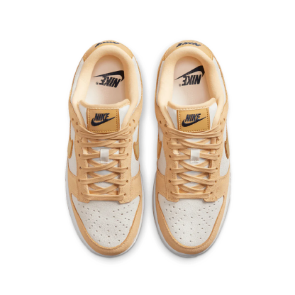 Tênis Nike Feminino Dunk Low " Gold Suede " Bege