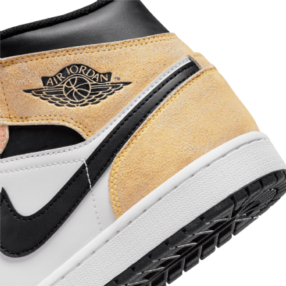 Tênis Nike Air Jordan 1 Mid " Flight Club " Branco/rosa