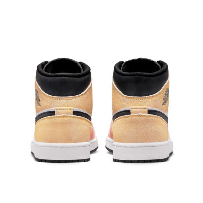 Tênis Nike Air Jordan 1 Mid " Flight Club " Branco/rosa