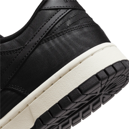 Tênis Nike Dunk Low " Black Woodgrain " Preto
