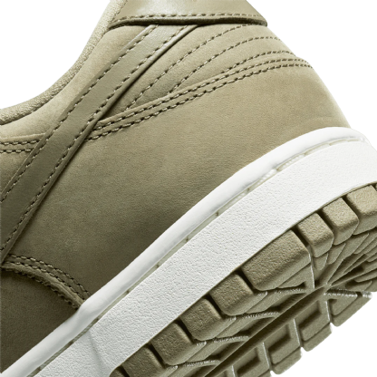 Tênis Nike Feminino Dunk Low " Neutral Olive " Verde
