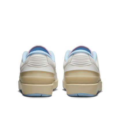 Tênis Nike Feminino Air Jordan 2 Low " Up In The Air " Branco