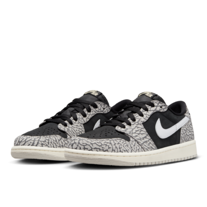 Tênis Feminino Nike Air Jordan 1 Low " Black Cement " Preto/branco