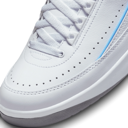 Tênis Nike Air Jordan 2 Low 