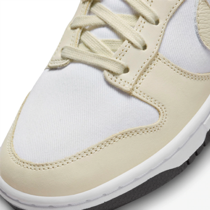 Tênis Nike Feminino Dunk Low Lx Coconut Milk Branco