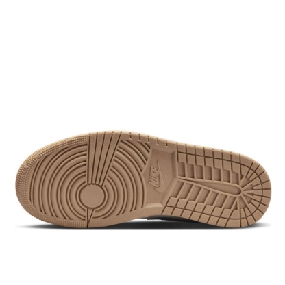Tênis Nike Feminino Air Jordan 1 Mid "desert" Branco/bege