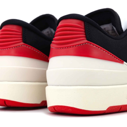Tênis Feminino Nike Air Jordan 2 Low "black Satin" Branco/preto