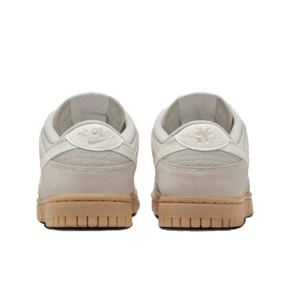 Tênis Nike Feminino Dunk Low Se "hangul Day" Bege