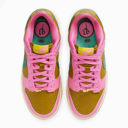 Tênis Feminino Nike X Parris Goebel Dunk Pg Qs "playful Pink" Rosa
