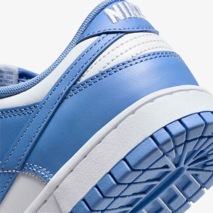 Tênis Nike Dunk Low Retro "bttys - Polar Blue" Branco/azul