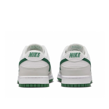 Tênis Nike Dunk Low " Malachite " Branco/verde