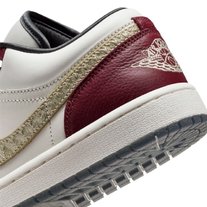 Tênis Nike Feminino Air Jordan 1 Low " Year Of The Dragon " Bege/vinho