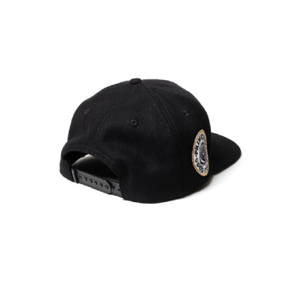 Boné Primitive Alumni Preto