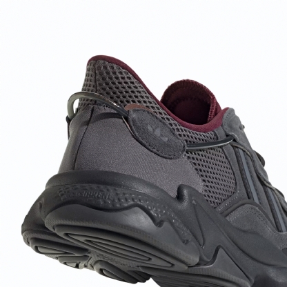 Tênis Adidas Ozweego Cinza