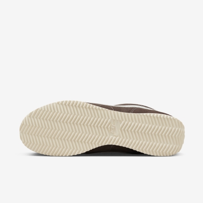 Tênis Nike Cortez Se Marrom