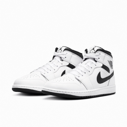 Tênis Nike Air Jordan 1 Mid 