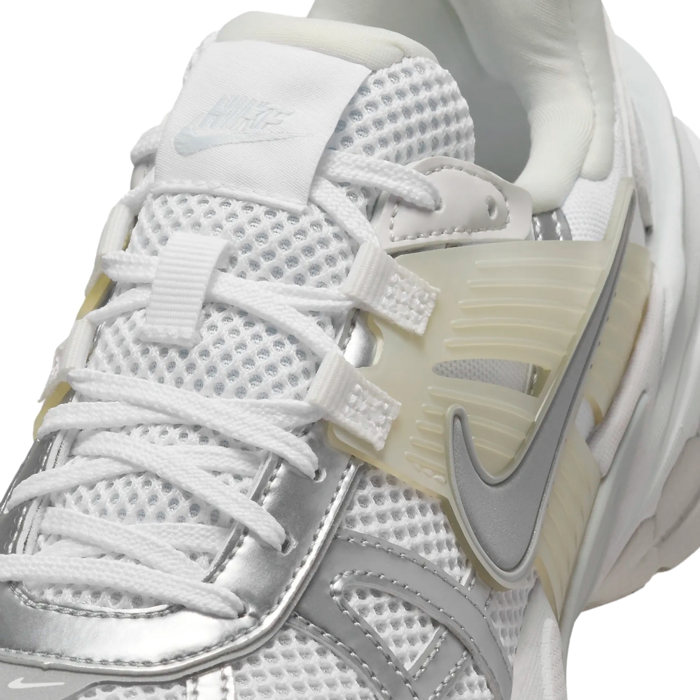 Tenis W Nike V2k Run Branco/cinza