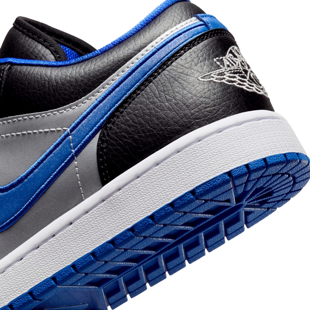 Tênis Nike Air Jordan 1 Low 