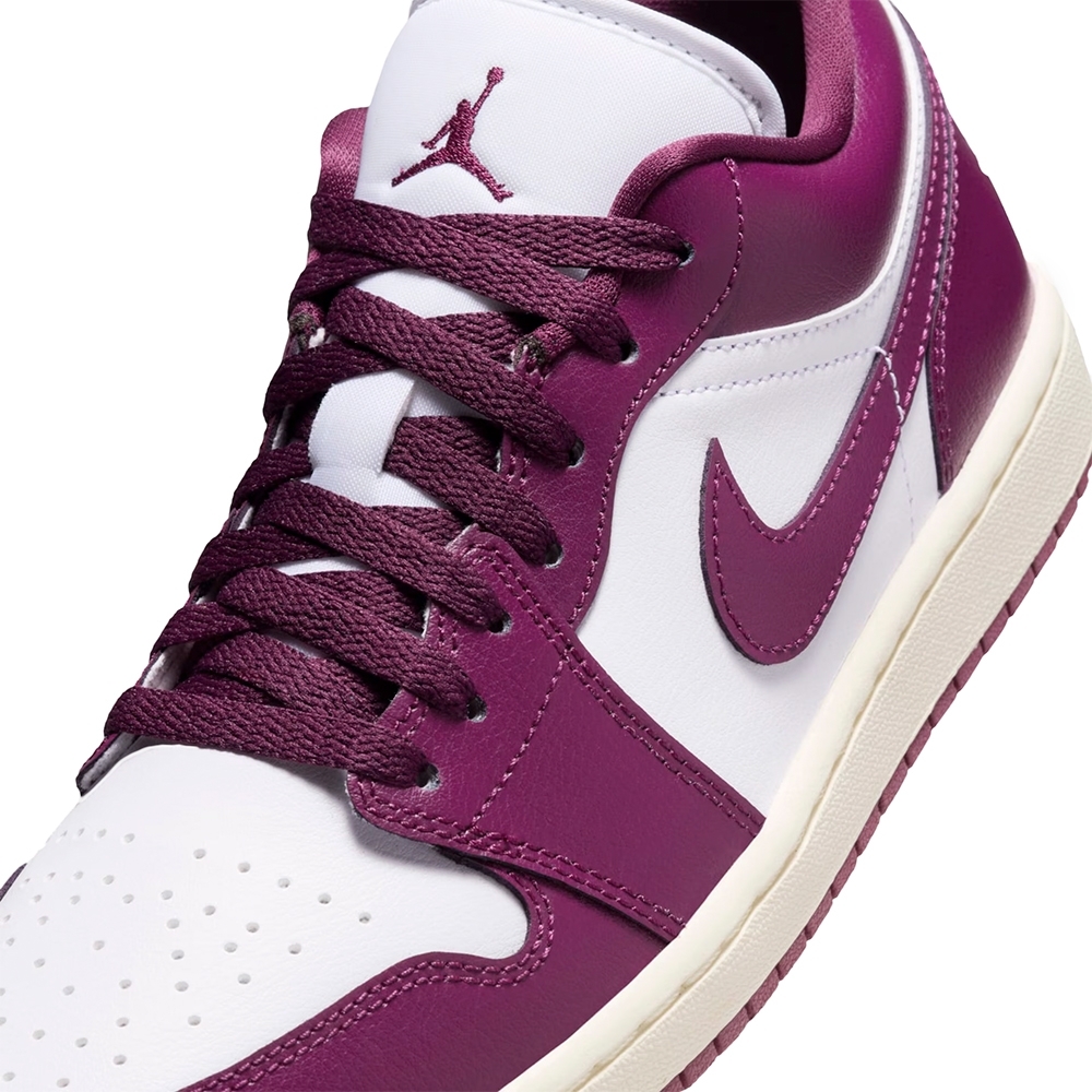 Nike Air Jordan 1 Low Violeta