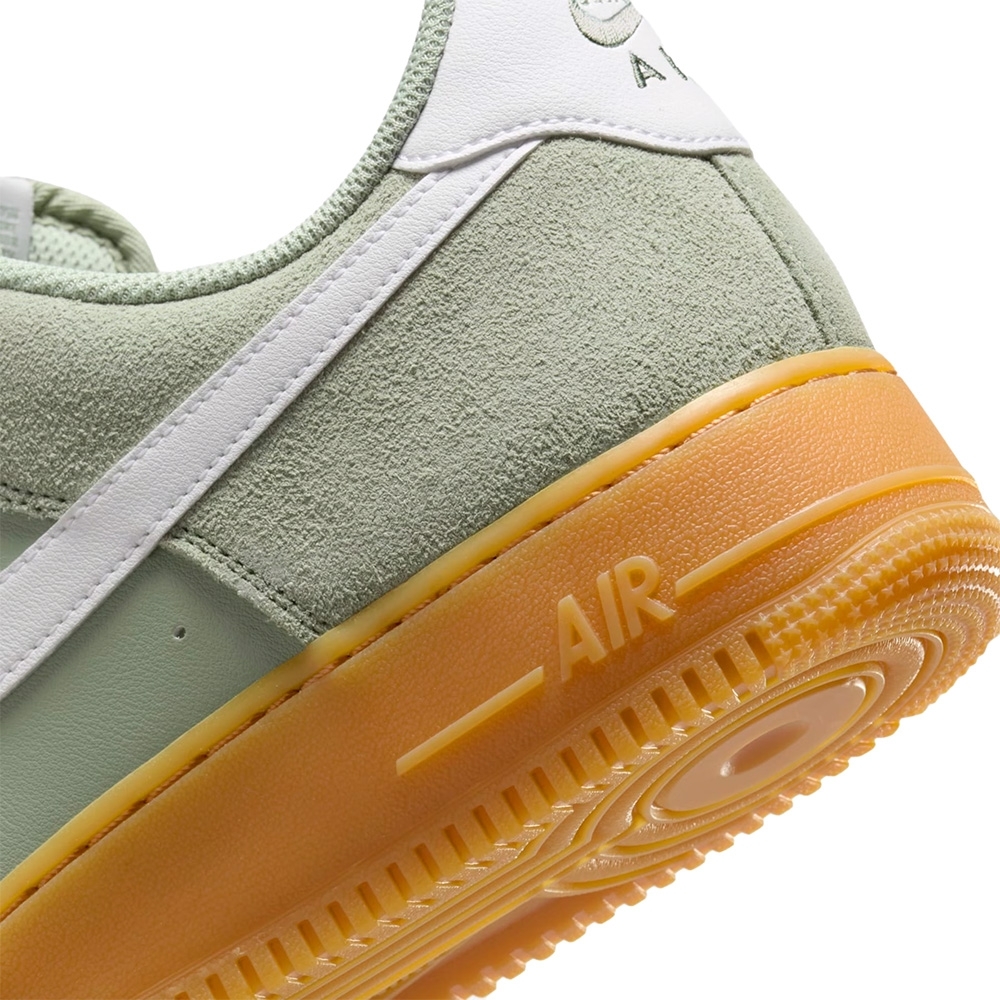 Tênis Nike Air Force 1 '07 Lv8 Verde