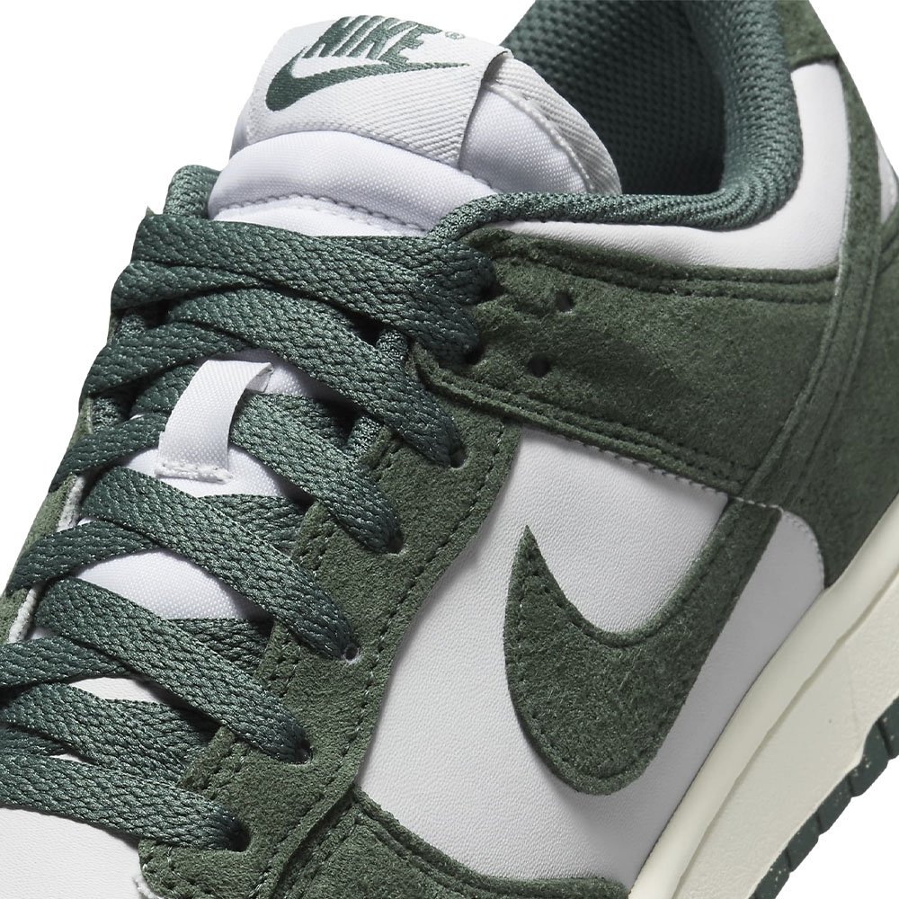 Tênis Nike Dunk Low Feminino Verde Escuro