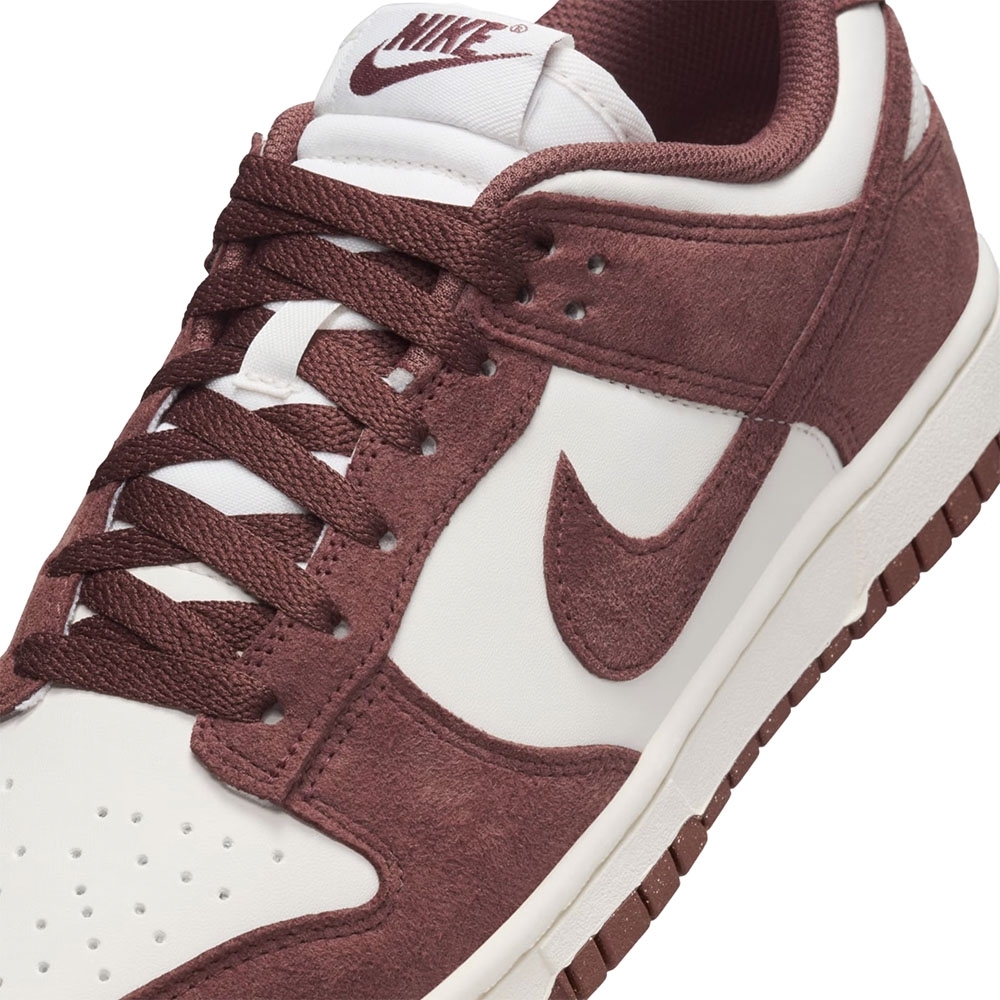 Tênis Nike Dunk Low Feminino Vinho