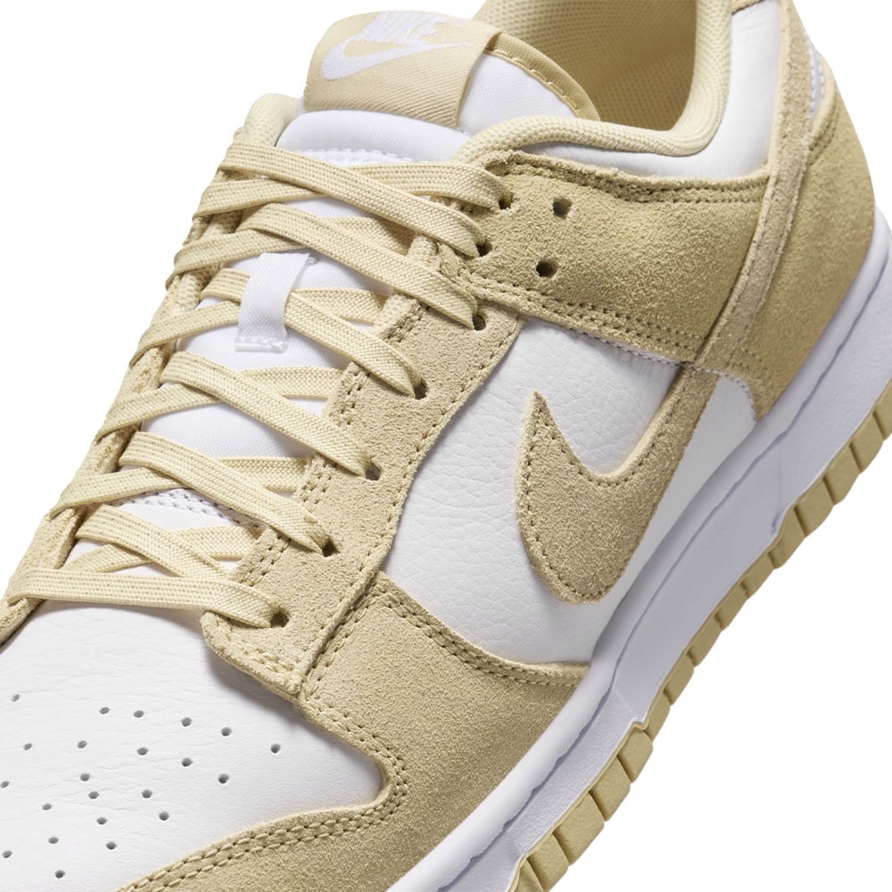 Tenis Nike Dunk Low Suede Ouro