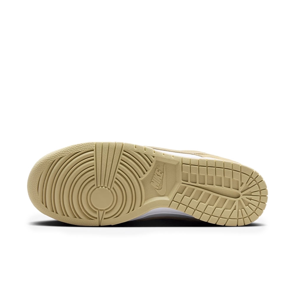 Tenis Nike Dunk Low Suede Ouro