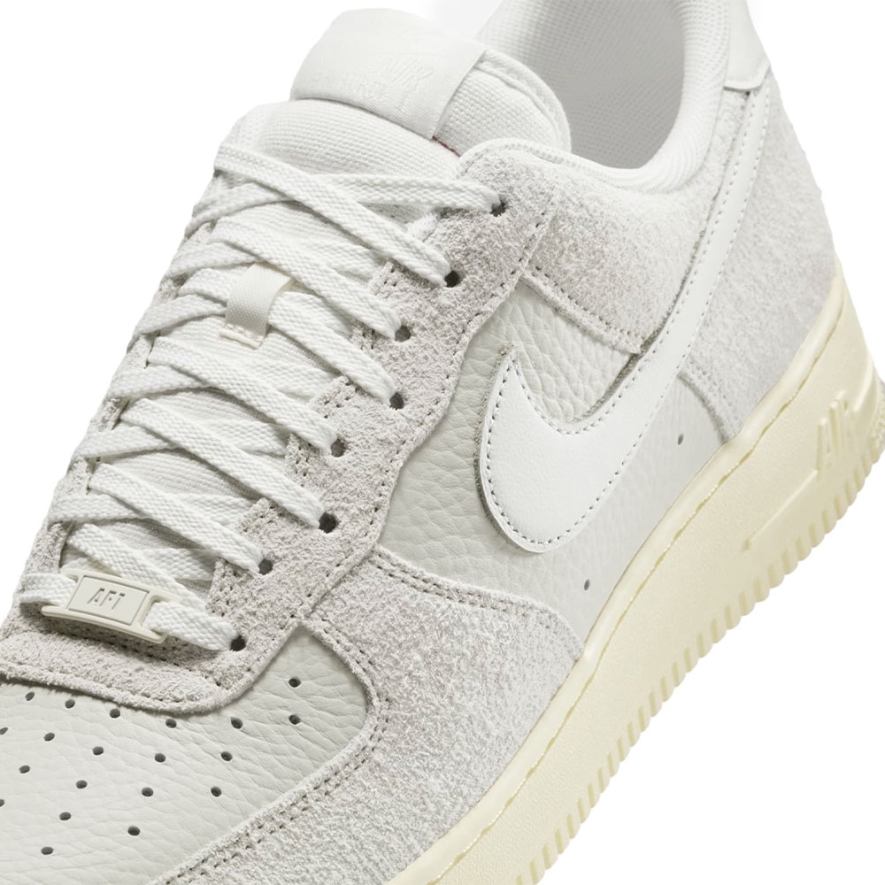 Tênis Nike Air Force 1 