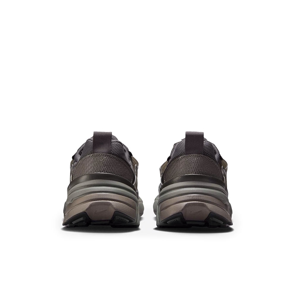 Tenis Nike V2k Run Cave Stone Metalic Silver Marrom