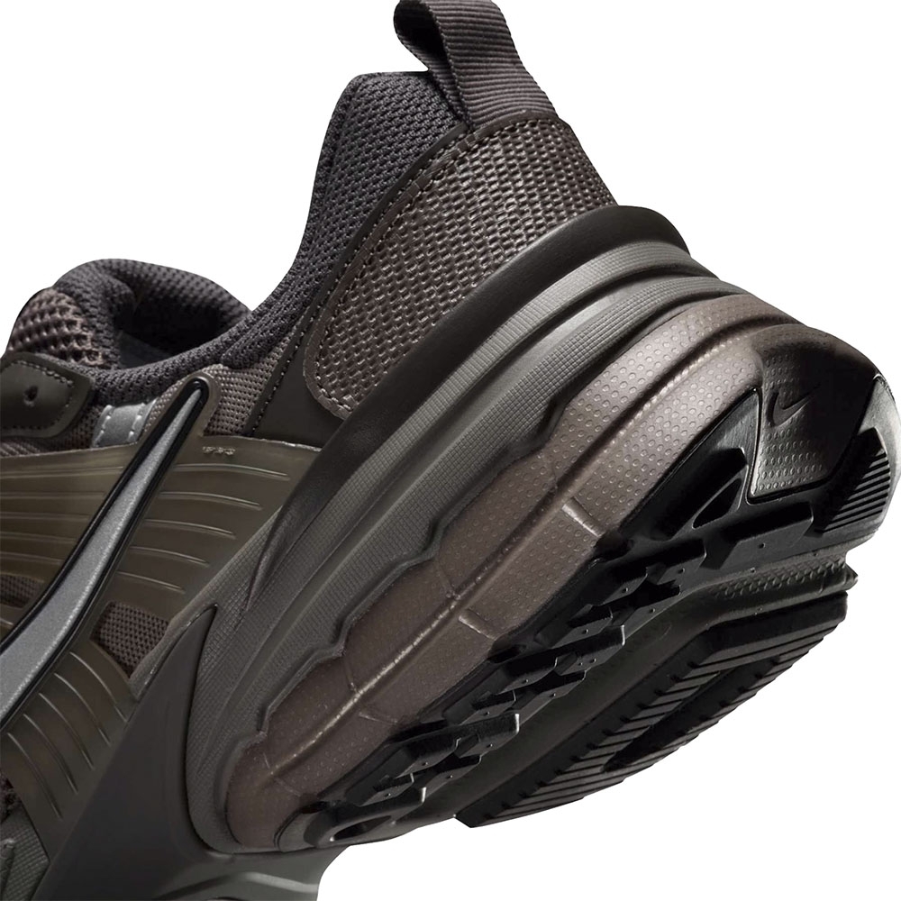 Tenis Nike V2k Run Cave Stone Metalic Silver Marrom