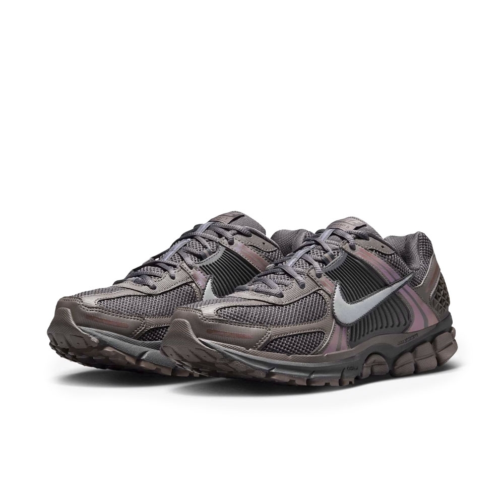 Tenis Nike Zoom Vomero 5 "cave Stone" Marrom