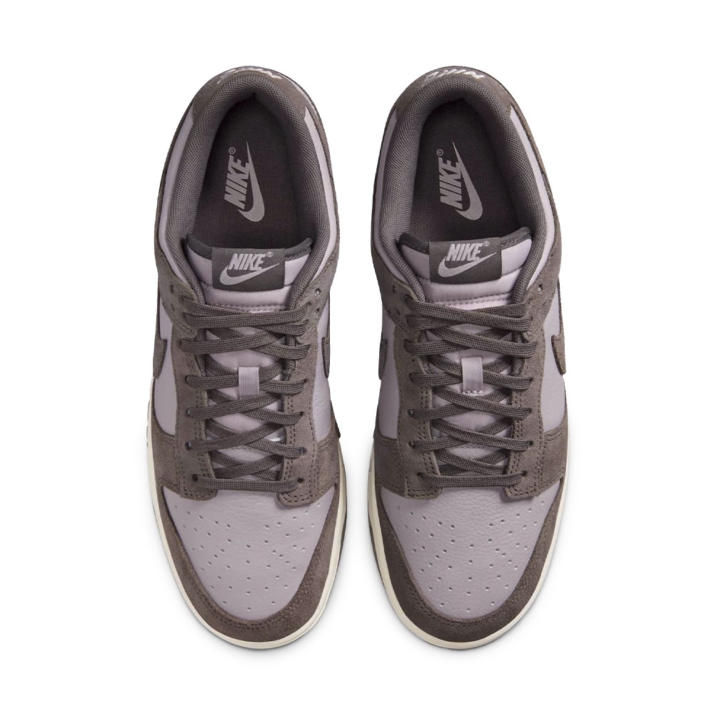 Dunk Low Platinum Violet Cave Stone Branco/marrom