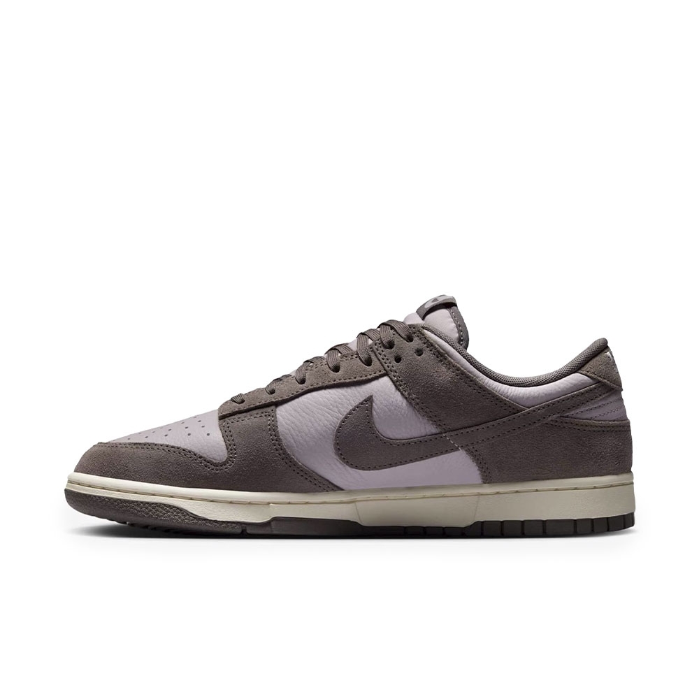 Dunk Low Platinum Violet Cave Stone Branco/marrom