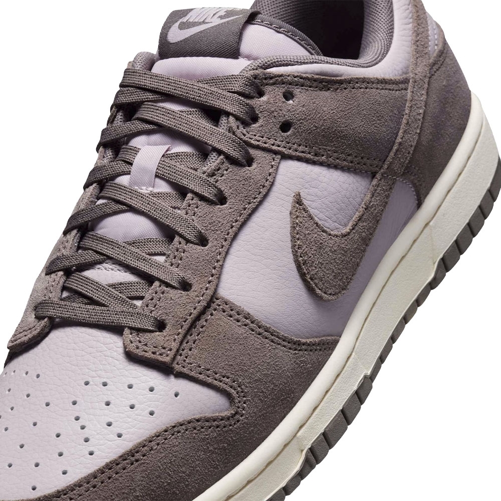 Dunk Low Platinum Violet Cave Stone Branco/marrom