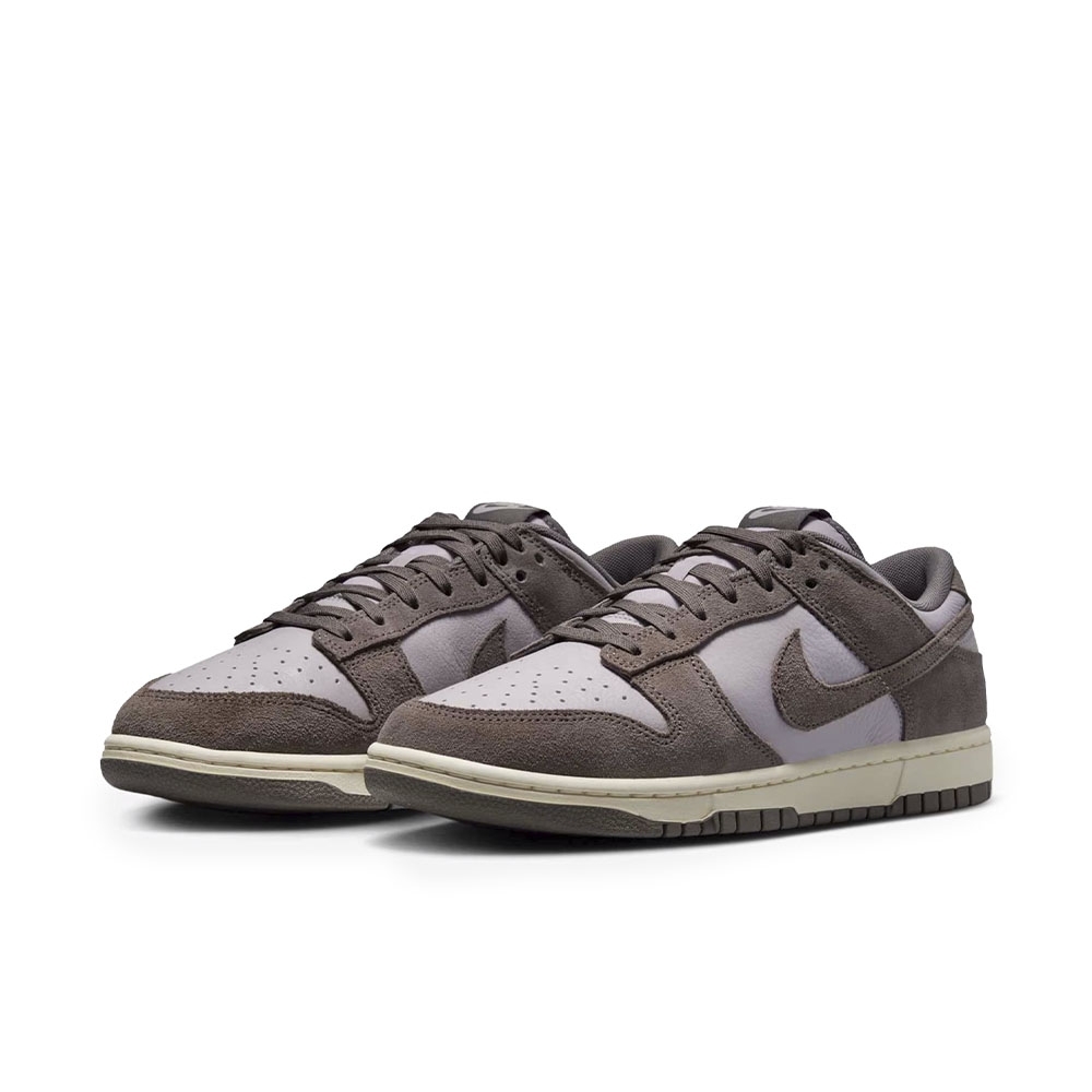 Dunk Low Platinum Violet Cave Stone Branco/marrom