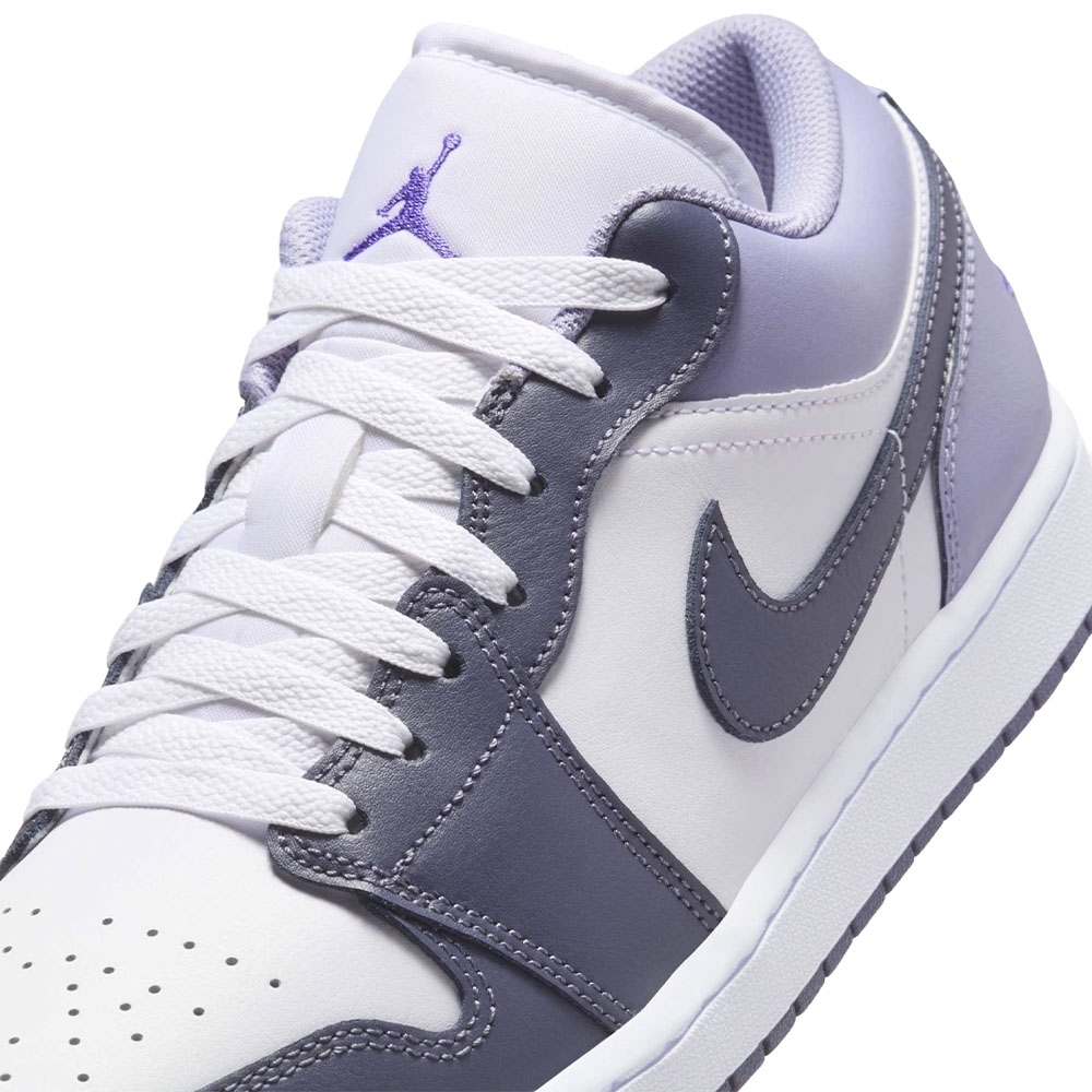 Tênis Air Jordan 1 Low Branco/lilás