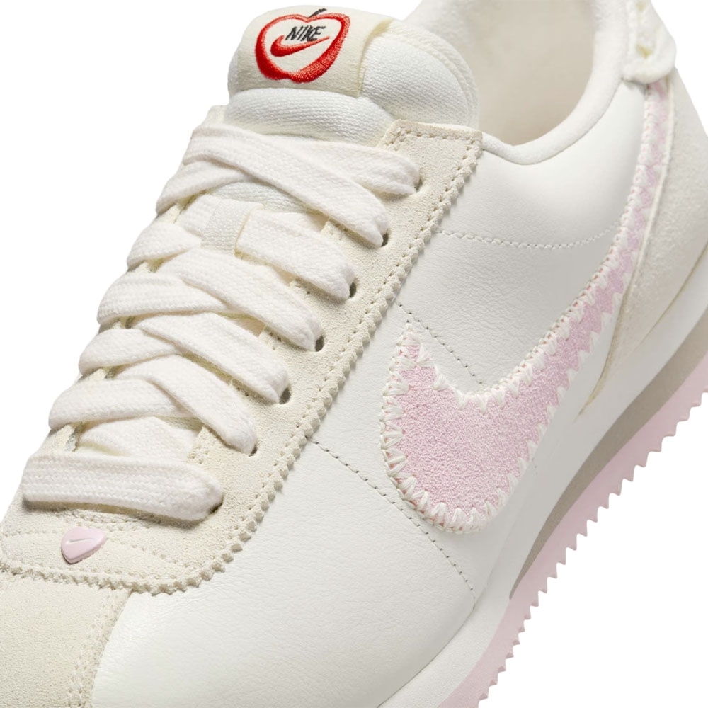 Tenis Nike Cortez Valentine's Day Branco/rosa