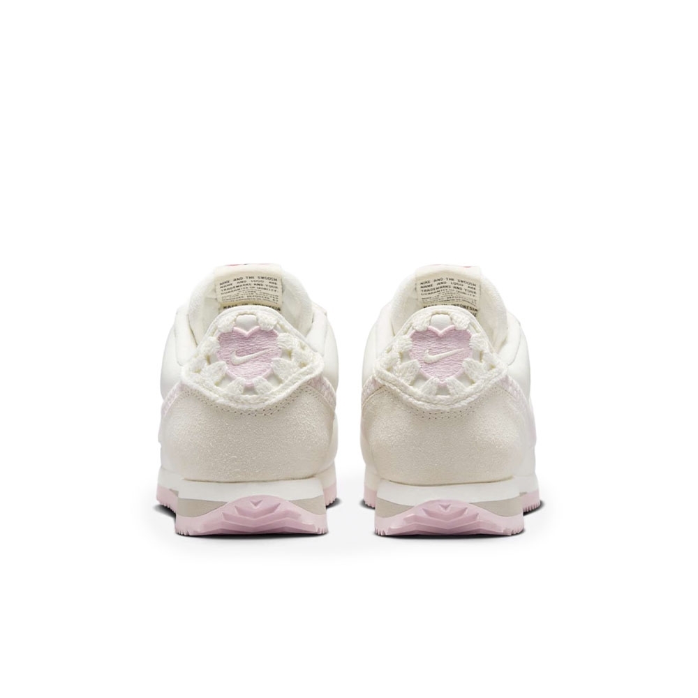 Tenis Nike Cortez Valentine's Day Branco/rosa