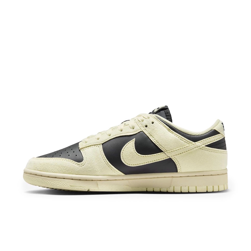Tenis Nike W Dunk Low Preto/bege